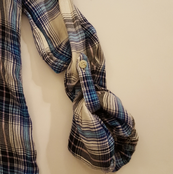 Plaid button up - Picture 5 of 6